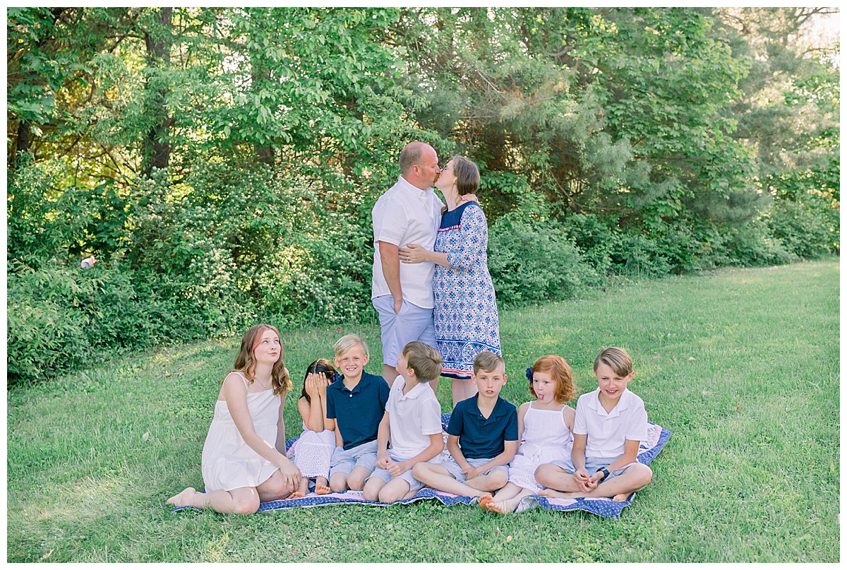 Outdoor Family Portrait Session