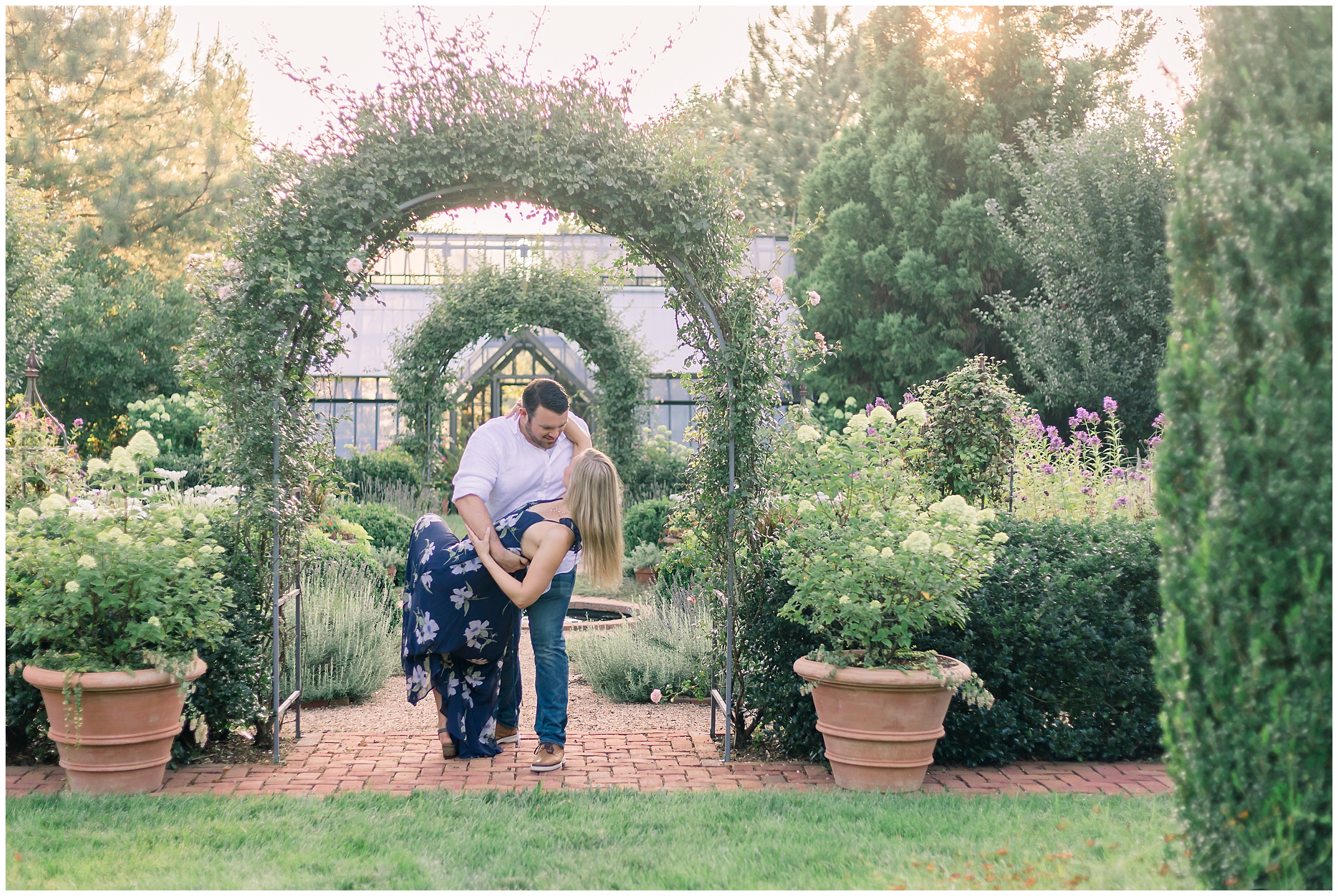 A Gorgeous Waterperry Farm Engagement Session